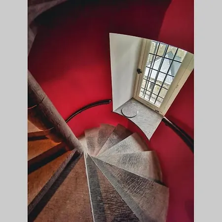 Castle Froidcour Daire *